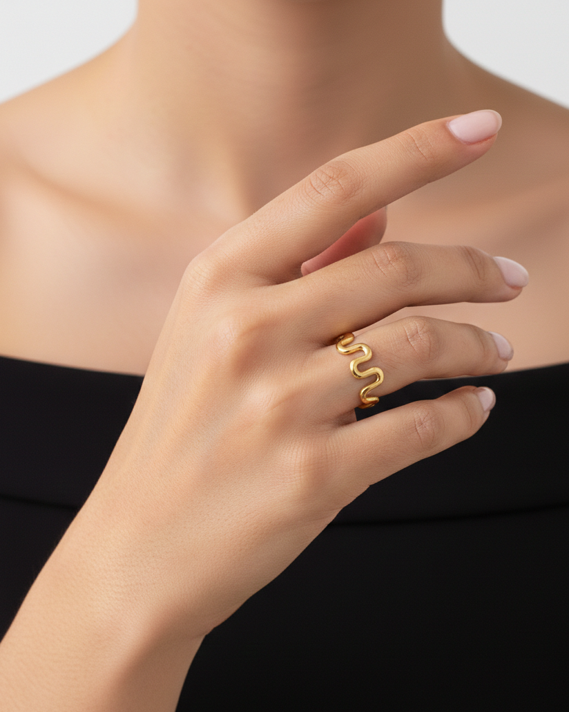 Allegra Wavy Ring