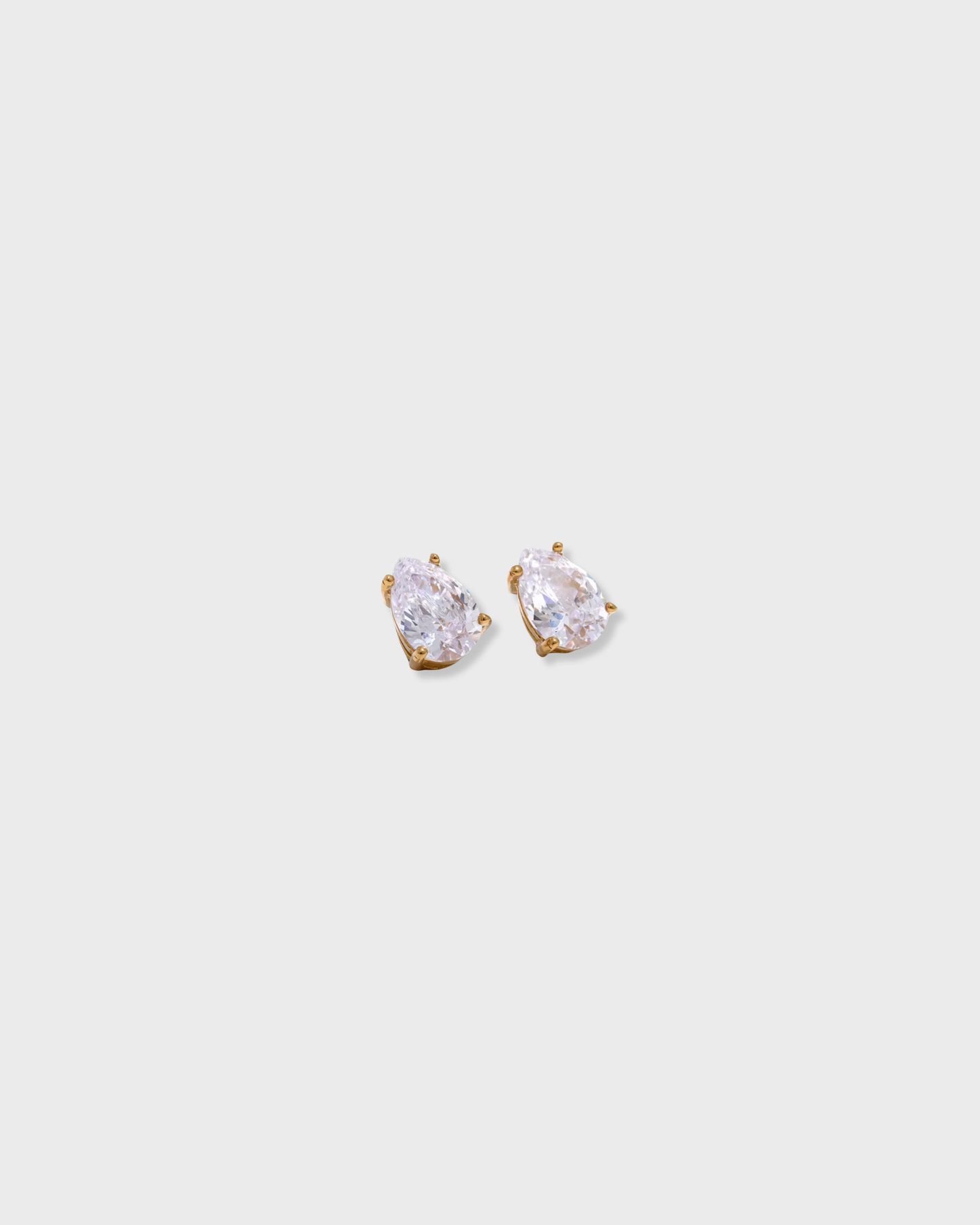 Isoldeia Stud Earrings