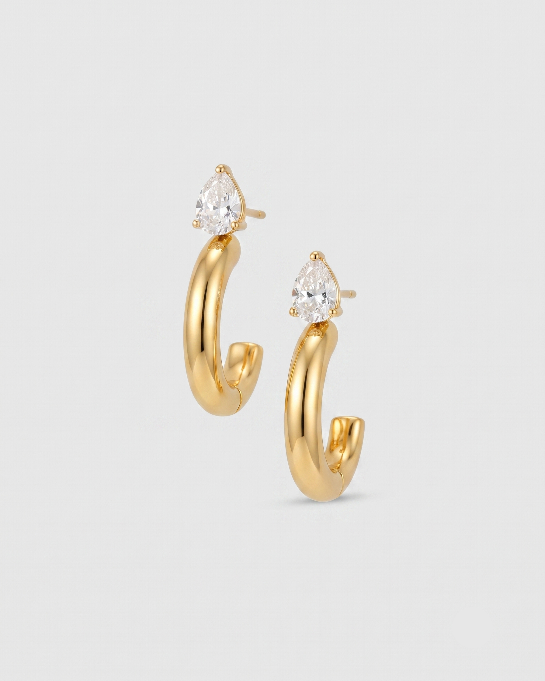 Lucienne Hoops