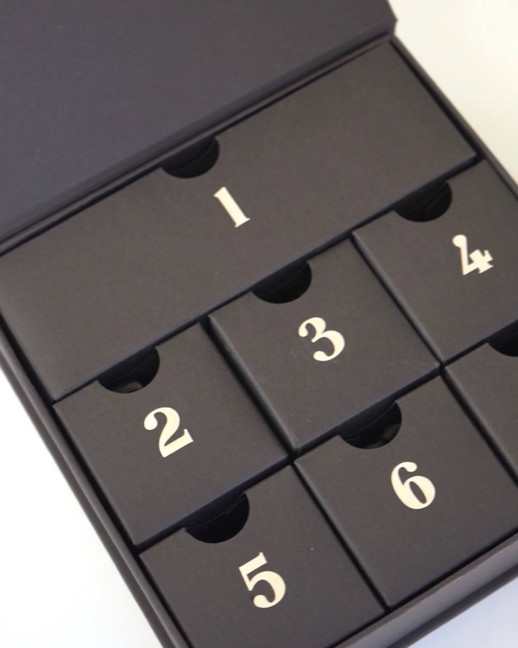 Empíreo 7 Days of Sparkle Advent Calendar