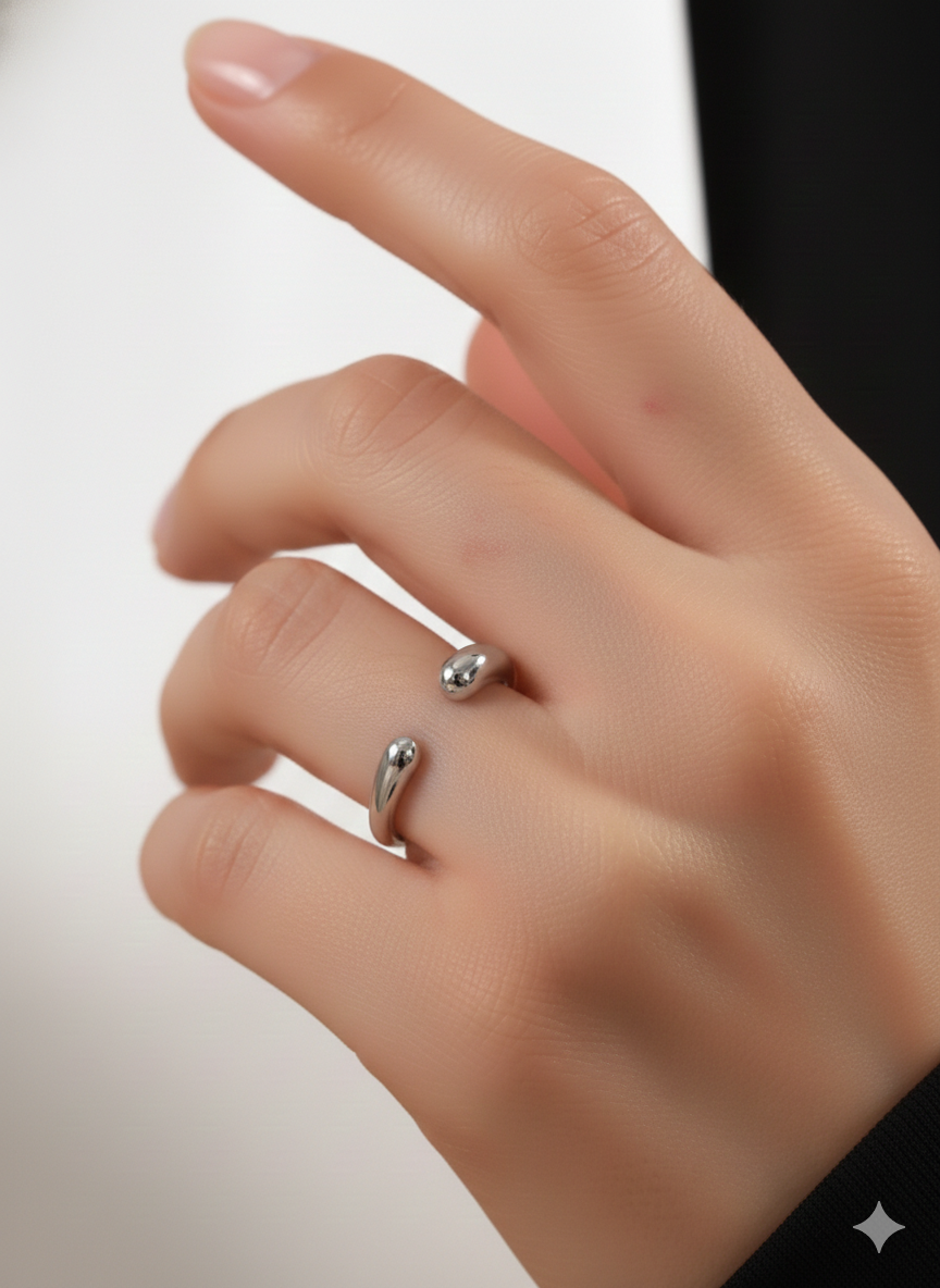 Ezra Ring