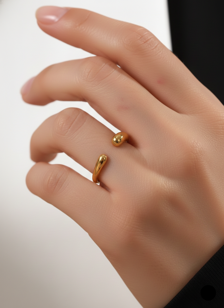 Ezra Ring