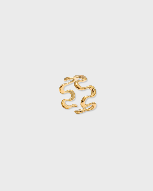 Alexandria Wavy Ring