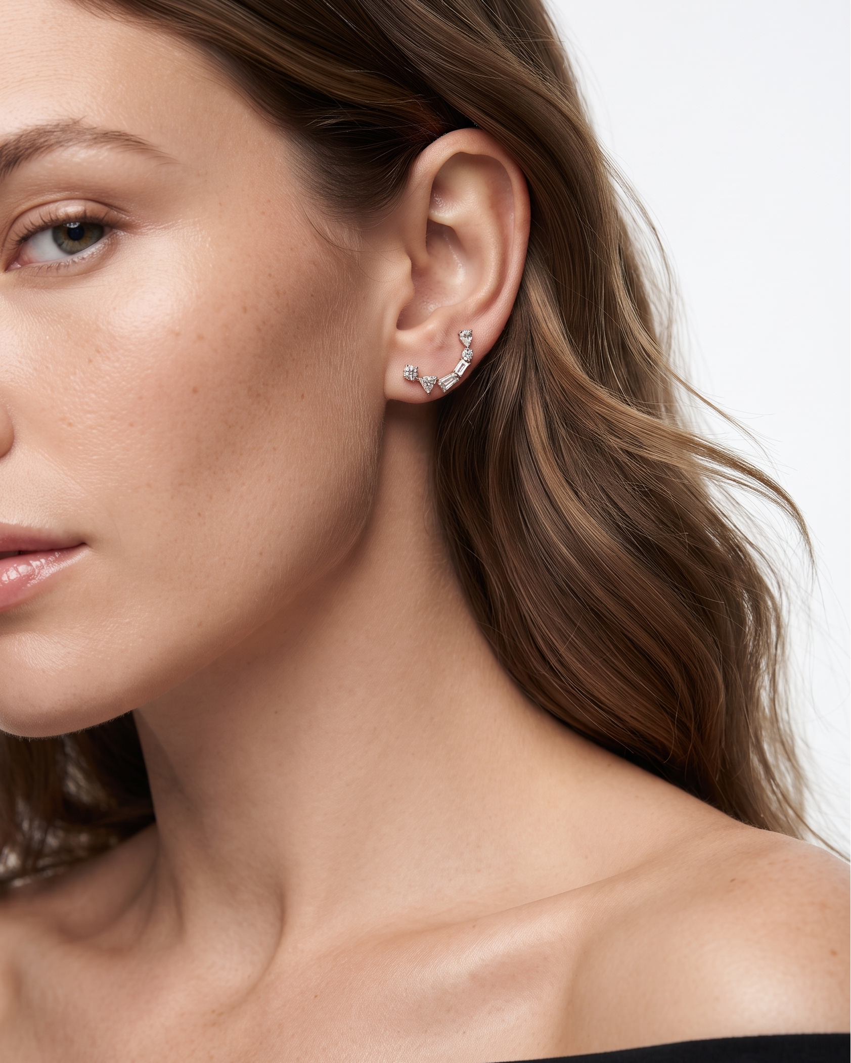Opaline Stud Earrings